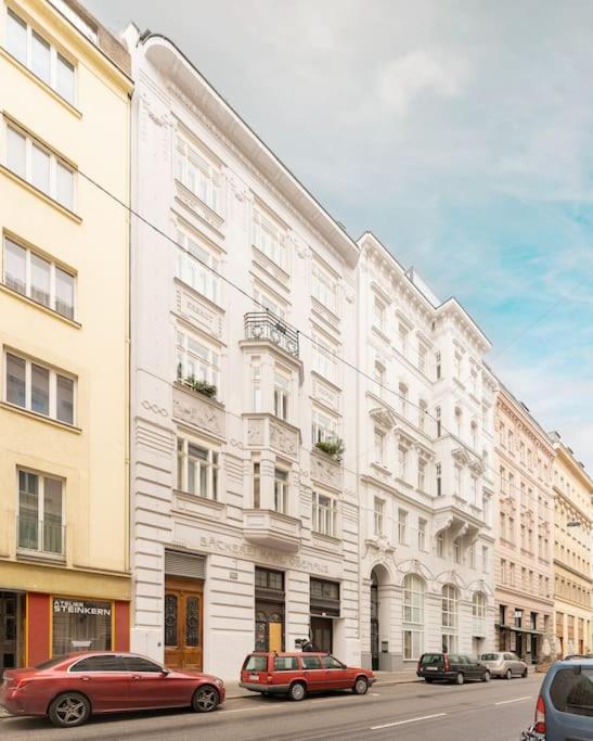 Апартаменти Neustift Deluxe Відень Екстер'єр фото
